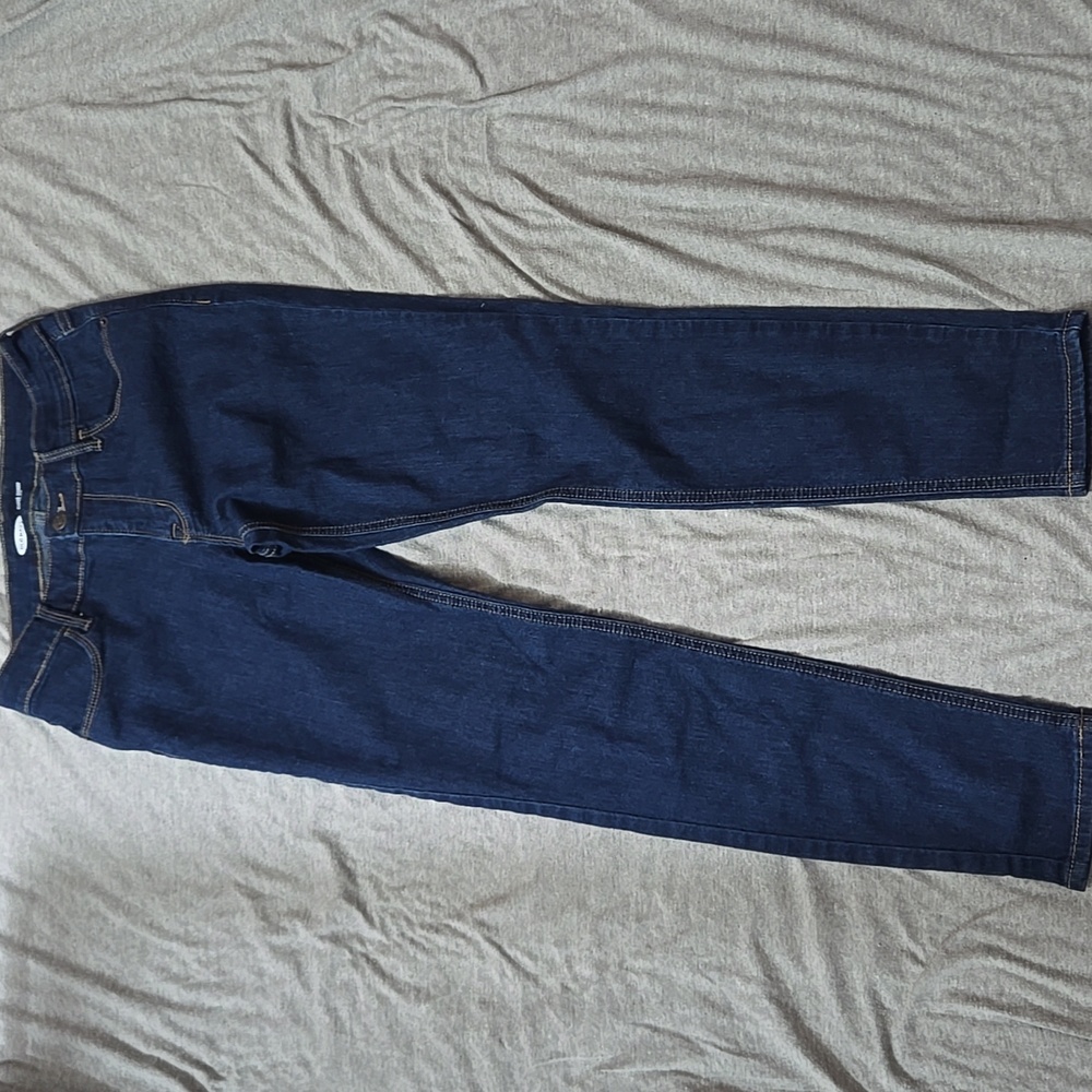 Old Navy Super Skinny Mid-Rise.